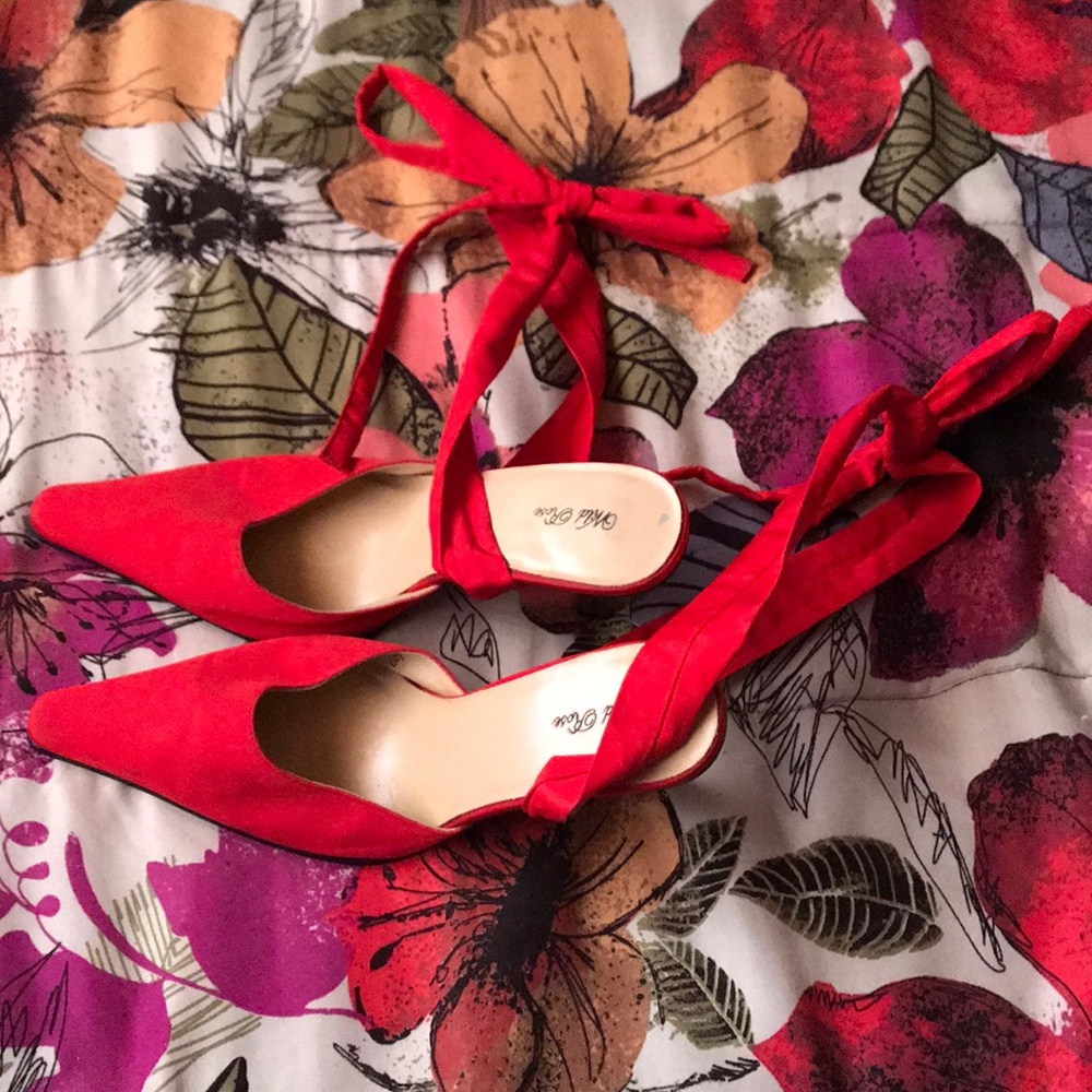 Sexy red heels